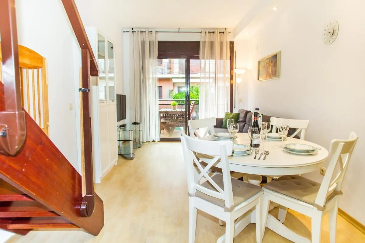Al28 Duplex En La Playa, Fenals, Costa Brava Daire Lloret de Mar İspanya